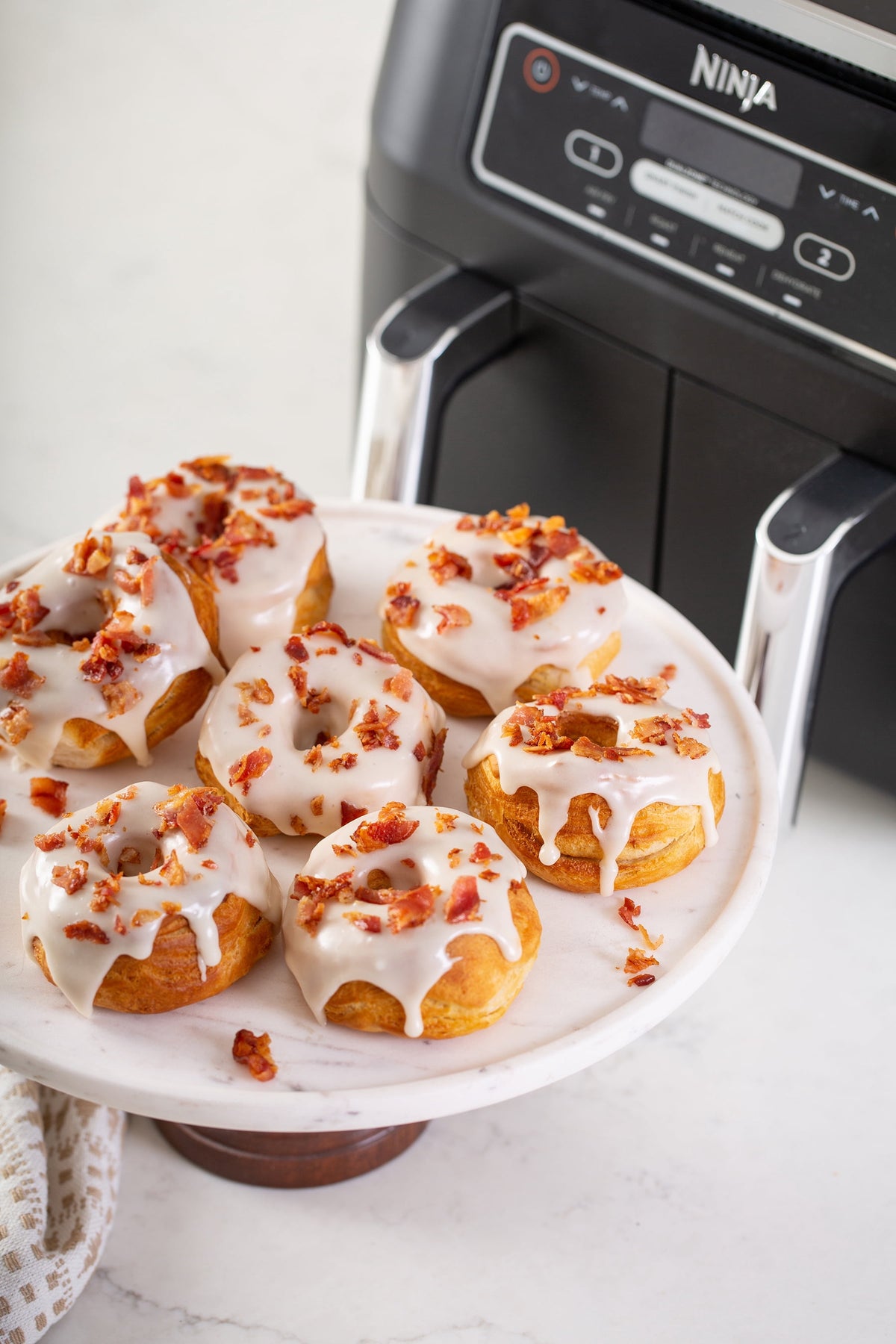Garly Kitchen Restored Air Fryer 8-Qt, DualZone FlexBasket, 4-in-1, Smart Finish