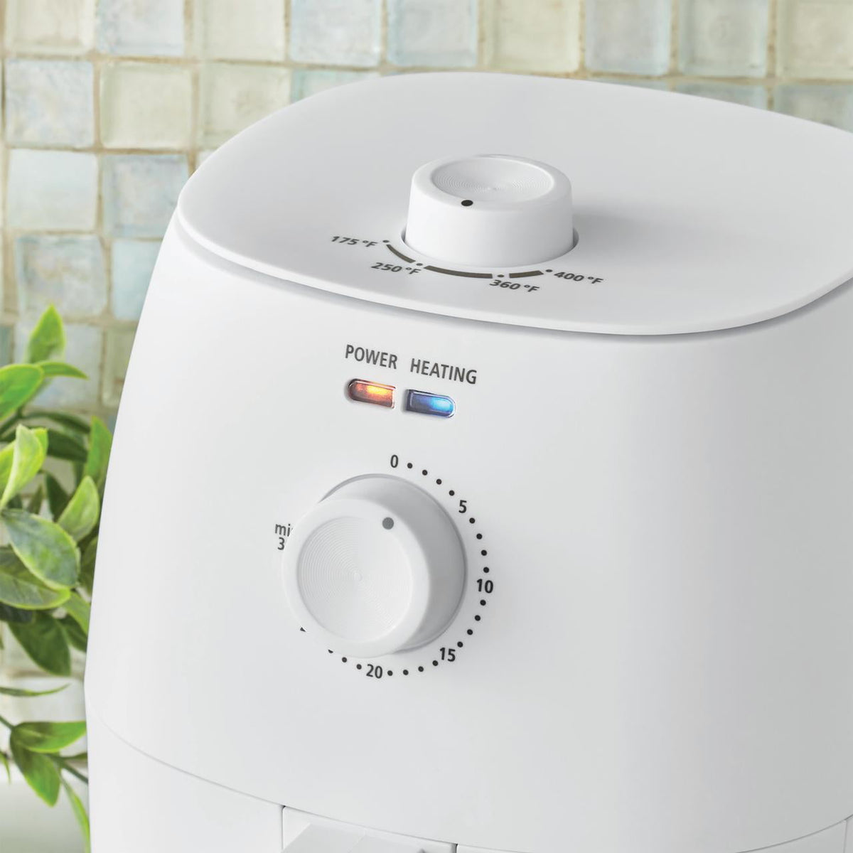 Garly Kitchen 2.2-Qt Air Fryer, Arctic White - Automatic Shutoff